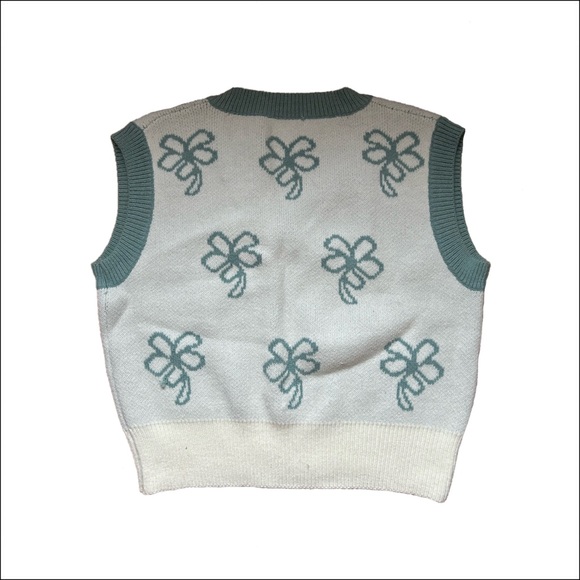 Floral Oversized Sweater Vest - Picture 2 of 3